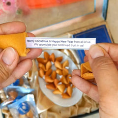 Personalized Corporate Gifts – Fortune Cookies Gift Boxes with Your Messages and Logo on Cookie Pouches