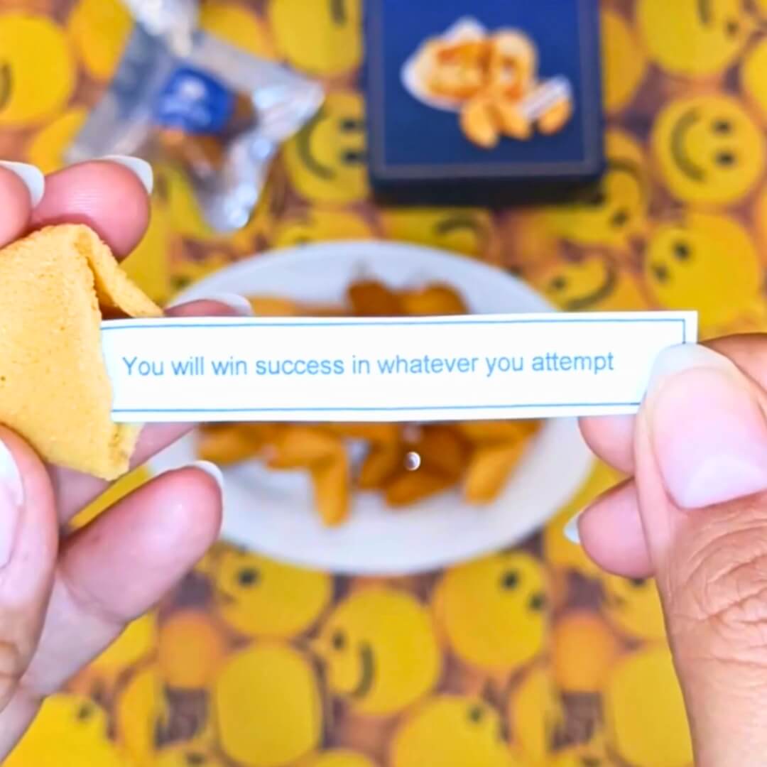 Happy Fortune Cookies – Cheerful and Uplifting Gift